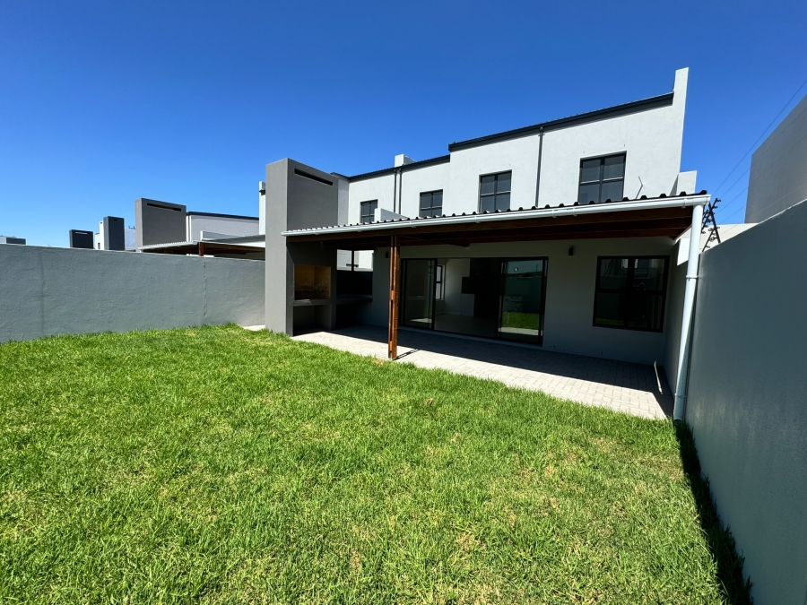 4 Bedroom Property for Sale in Sandown Western Cape